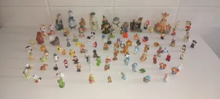 Figuritas de cerámica multicolor