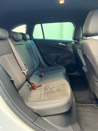 Opel Astra SW Ultimate 2022
