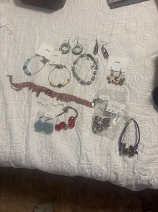 Lote de bisutería variada
