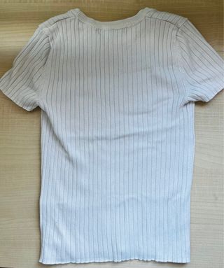Camiseta Bershka Rayas Finas Blanca