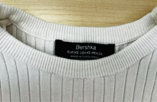 Camiseta Bershka Rayas Finas Blanca