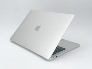 MacBook Air 13" (2020) Apple M1 8 CPU/7 GPU núcleos - SSD 256Gb - RAM 8Gb