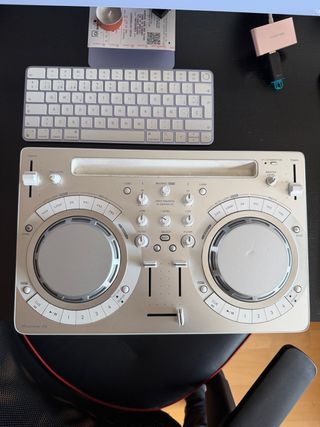Controlador DJ Pioneer DDJ-WEGO Oro/Plata