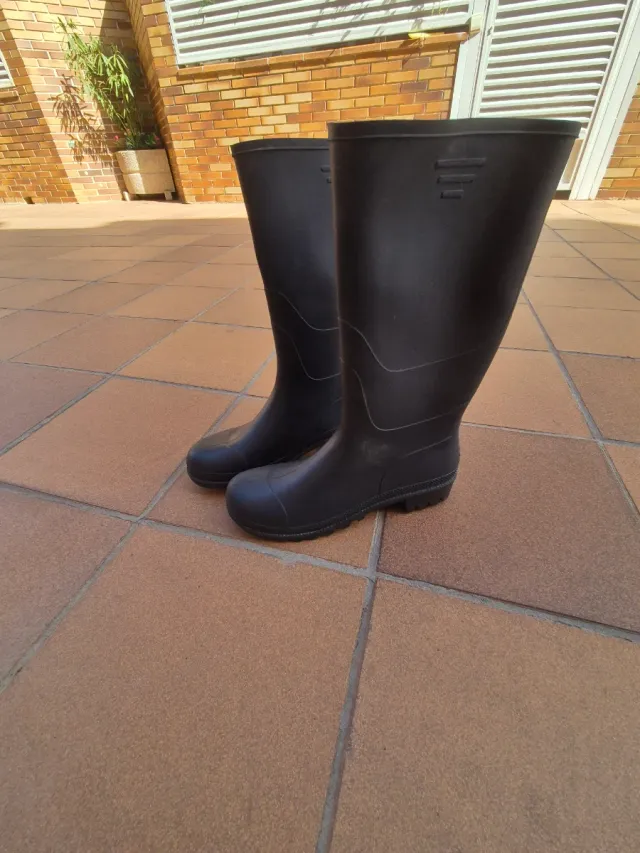 Botas de goma negras