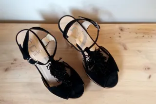 Sandalias negras tacón ancho plataforma
