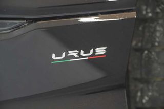 Lamborghini Urus   4.0 v8 s 