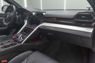Lamborghini Urus   4.0 v8 s 