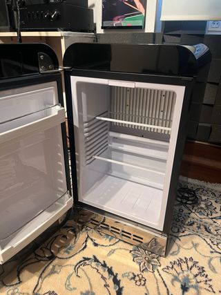 Nevera Smeg Mini Negra