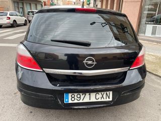 Opel Astra 2004