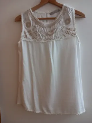 Camisa Anany blanca bordada