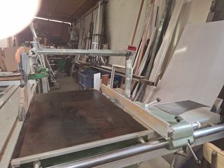 Sierra escuadra Altendorf F-90 digital