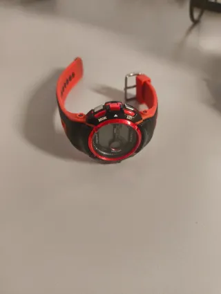 Reloj Digital Deportivo Negro y Rojo