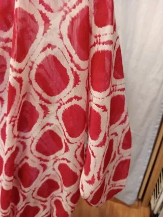 Blusa rosa y blanca