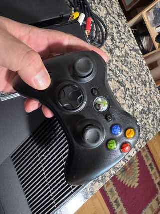 Xbox 360 Slim 250GB+500GB + Juegos