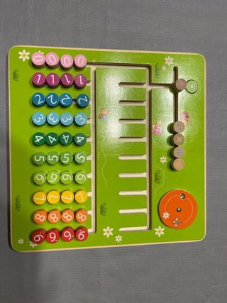 Juego de cálculo aritmético de madera