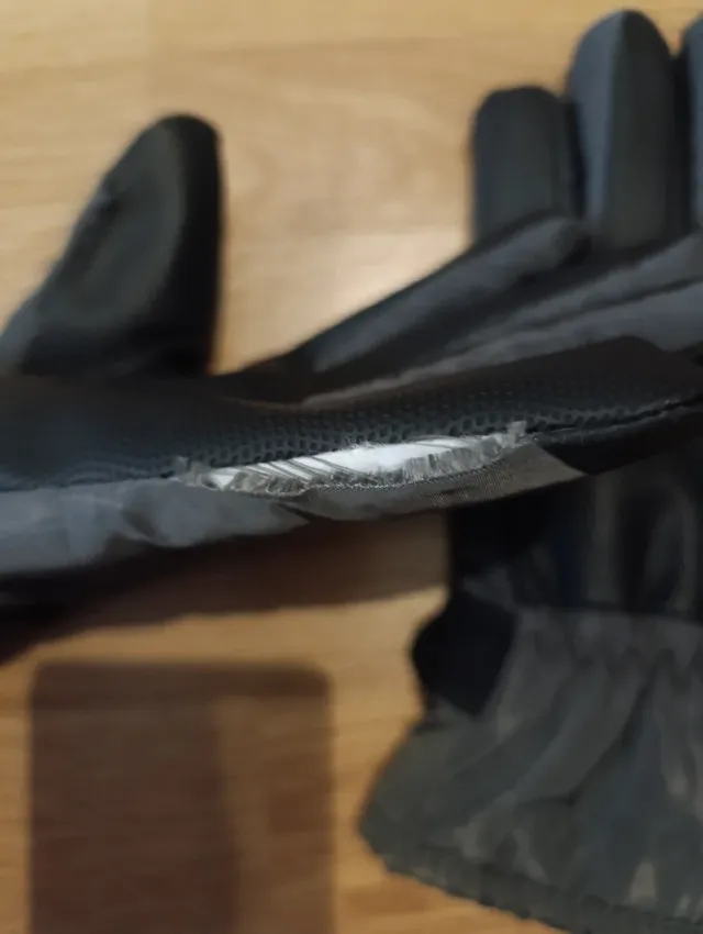 Gorro y guantes infantiles