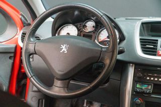 Peugeot 207 Sport 1.4 VTi 16v 95