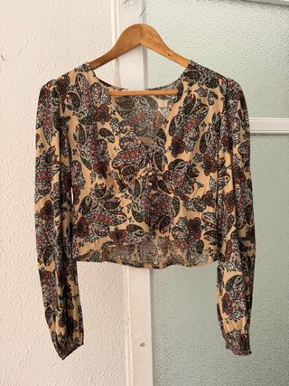 Blusa estampada manga larga
