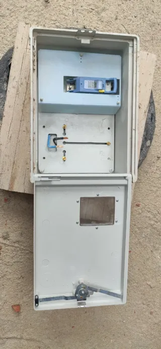 Caja contador / Puerta compañera