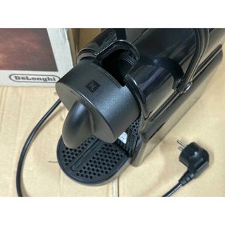 Nespresso De'Longhi Inissia EN80.B Cafetera