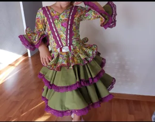 Vestido de gitana verde y morado como nuevo