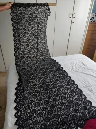Mantilla de blonda negra