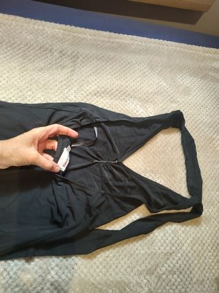 Vestido negro espalda descubierta talla 34 o 36