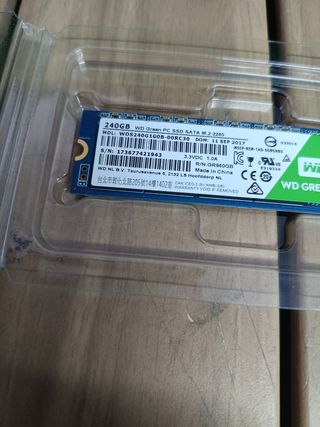 Western Digital SSD M.2 SATA III de 240 GB, Verde