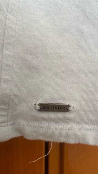 Camiseta Hollister azul manga abullonada