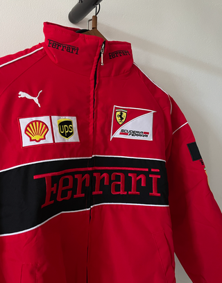 Chaqueta Ferrari F1 Roja Negra Bordada Vintage
