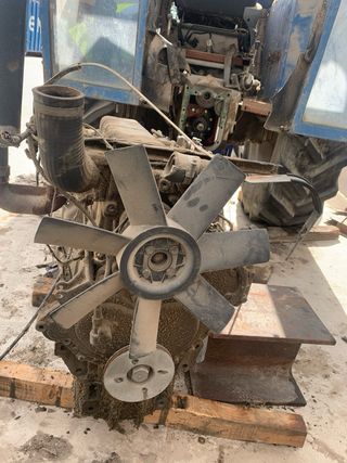 Motor Tractor Ebro 6067