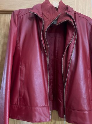Cazadora Piel Roja Talla XL.