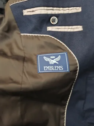 Traje azul
