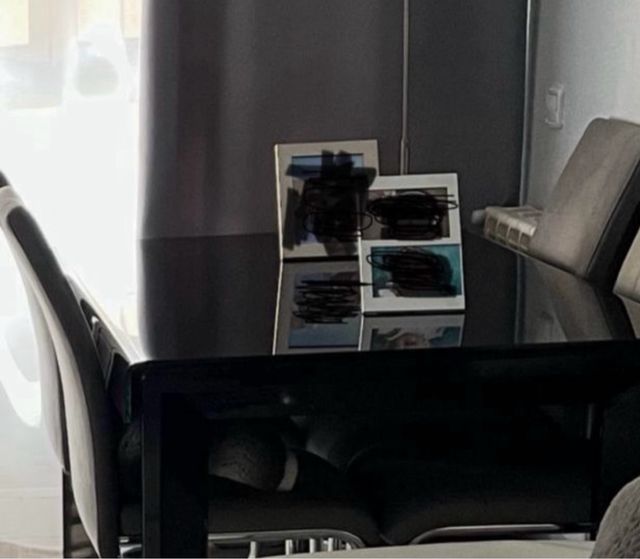 Mesa de comedor cristal y metal