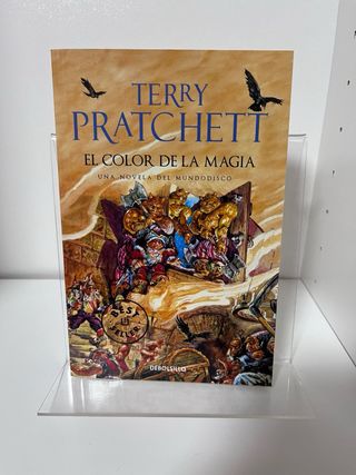 Libros de mundo disco. Tomos 1-5.
