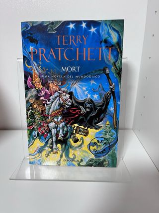 Libros de mundo disco. Tomos 1-5.