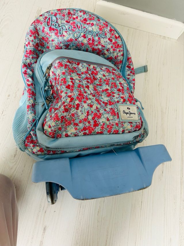 Mochila Pepe Jeans floral con carro