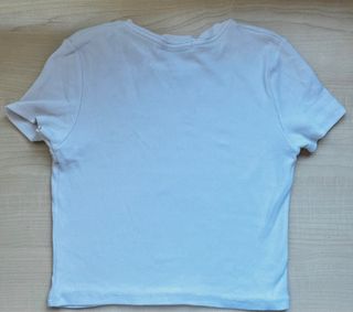 Camiseta Bershka dragón chino rojo