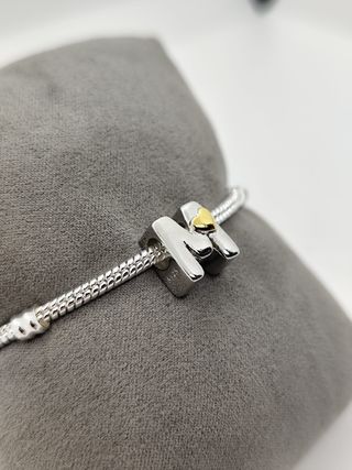 Charm letra M compatible con Pandora