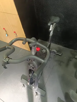 Bicicleta Estática Tomahawk