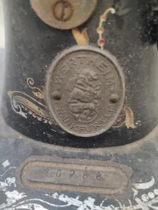 Máquina de coser antigua Wertheim