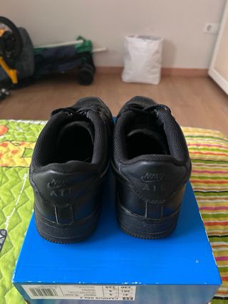 Nike Air Force 1 Negras Talla 36

