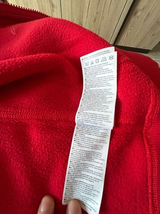 Felpa Nike con cappuccio rossa