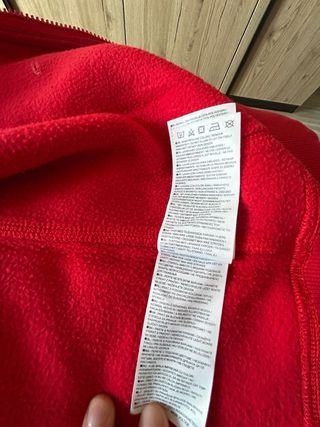 Felpa Nike con cappuccio rossa