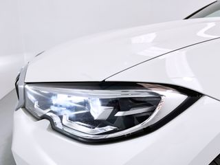 BMW Serie 3 - 320d Touring xDrive Sport Line
