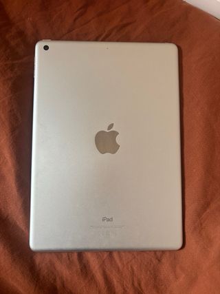 iPad di sesta generazione bianco + Apple Pencil