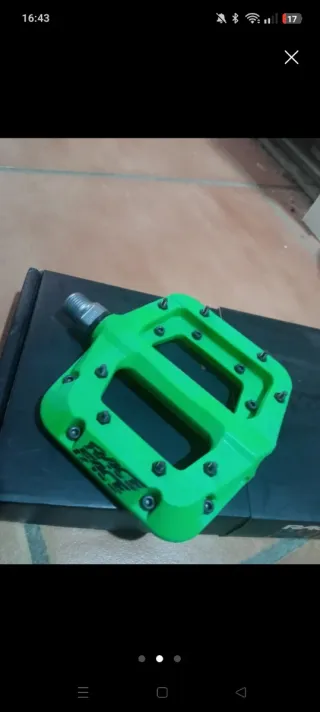 Pedales Race Face Verdes