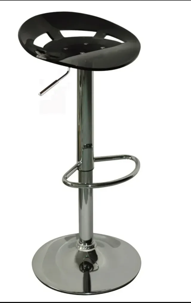 4 Taburetes altos sin estrenar