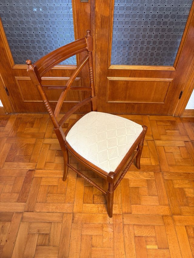 Set 5 sillas de madera con tapicería