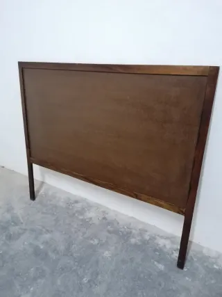 Cabezal de cama vintage de mimbre